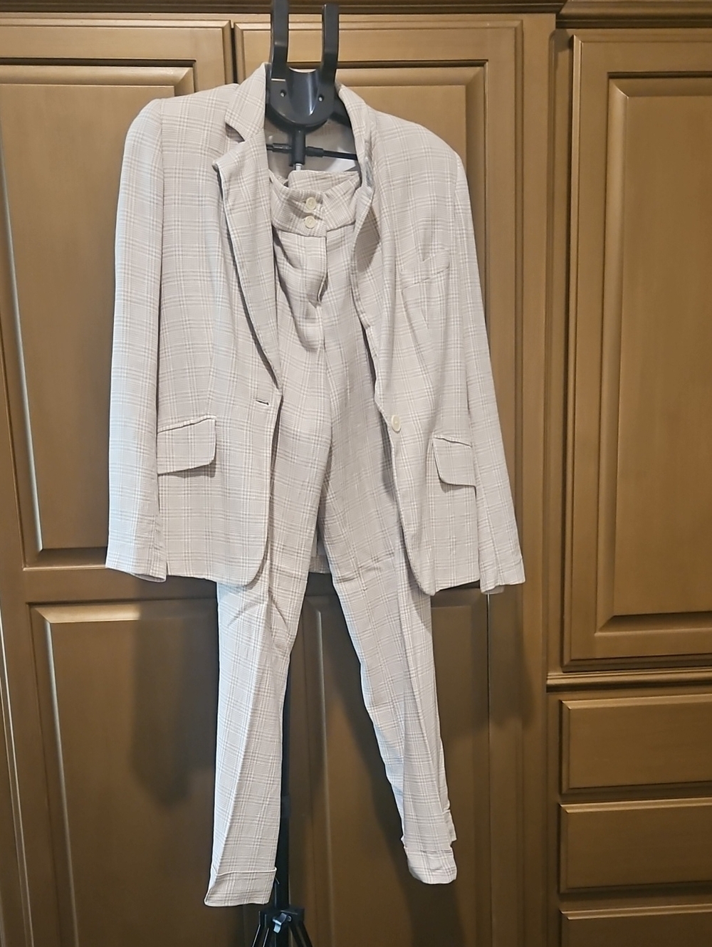 Women’s Beige Plaid Suit Jacket & Trousers